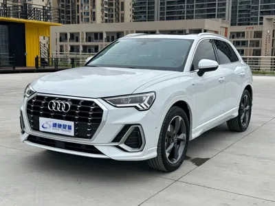 Audi Q3 · 2022 год