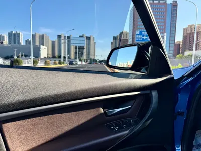BMW 3 Series 2018, 110000 км, за 85800 CNY - фото 10