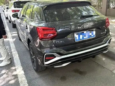 Audi Q2L 2023, 50000 км, за 86400 CNY