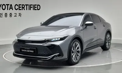 Toyota Crown · 2025 год