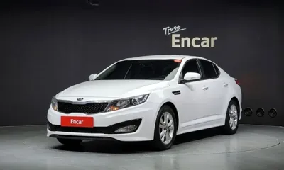 Kia K5 · 2013 год