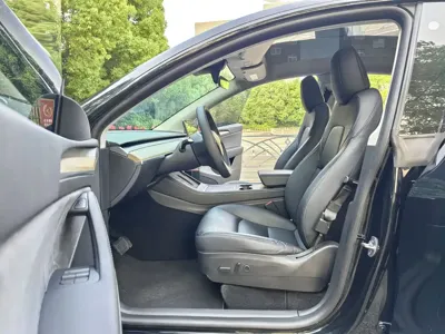 Tesla Model Y 2022, 108000 км, за 139800 CNY - фото 12