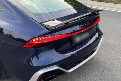 Audi A7 2021, 104900 км, за 266072.52 CNY