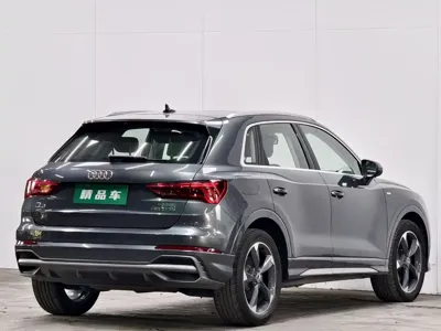 Audi Q3 2022, 99800 км, за 111600 CNY