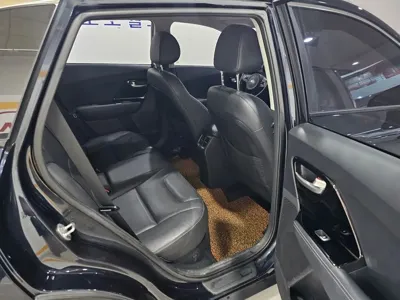 Kia Niro 2017, 176310 км, за 9000000 KRW - фото 9
