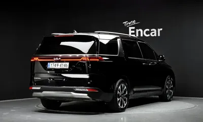 Kia Canival 2023, 112128 км, за 22000000 KRW