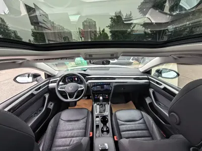 Volkswagen CC 2023, 60000 км, за 147900 CNY - фото 10