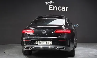 Mercedes-Benz E-Class 2019, 74591 км, за 32400000 KRW