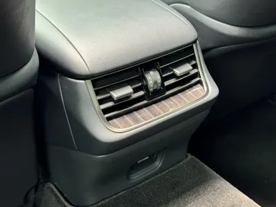 Lexus LS 2019, 70000 км, за 298000 CNY - фото 15