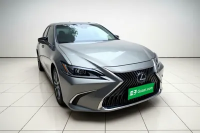 Lexus ES 2020, 144400 км, за 166822.17 CNY