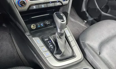 Hyundai Avante 2018, 181118 км, за 8450000 KRW - фото 9
