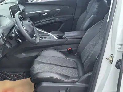Peugeot 5008 2018, 63300 км, за 53900 CNY - фото 12