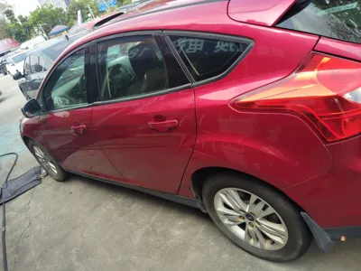Ford Focus 2012, 139300 км, за 24826.18 CNY - фото 4