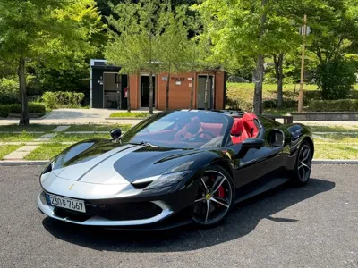 Ferrari 296 · 2024 год