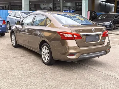 Nissan Sylphy 2016, 90000 км, за 22799 CNY