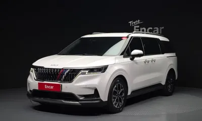 Kia Canival · 2023 год