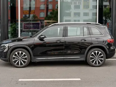 Mercedes-Benz GLB 2025, 8000 км, за 183800 CNY