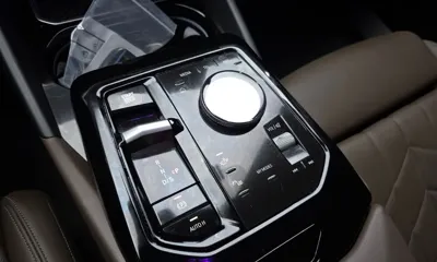 BMW 5-Series 2024, 13702 км, за 51800000 KRW - фото 9