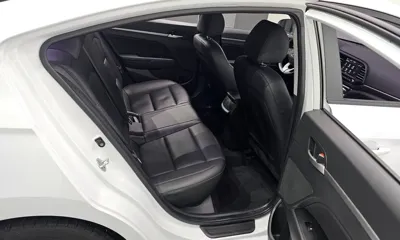 Hyundai Avante 2019, 153290 км, за 7500000 KRW - фото 12