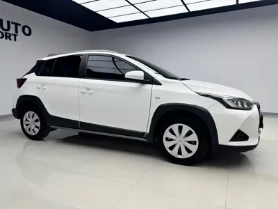 Toyota Yaris L 2022, 32000 км, за 67800 CNY