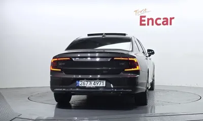Volvo S90 2023, 69438 км, за 36500000 KRW