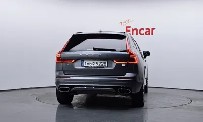 Volvo XC60 2021, 52489 км, за 99990000 KRW