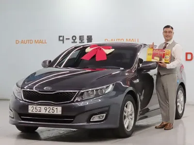 Kia K5 · 2015 год