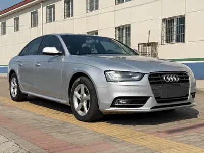 Audi A4L 2014, 102000 км, за 36000 CNY