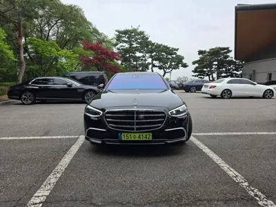 Mercedes-Benz S-Class · 2021 год