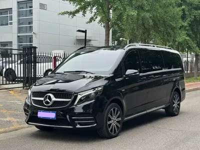 Mercedes-Benz V-Class 2023, 36000 км, за 285200 CNY