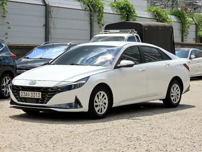 Hyundai Avante · 2022 год