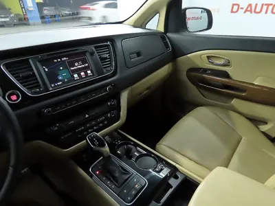 Kia Canival 2015, 227842 км, за 9990000 KRW - фото 12