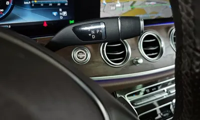 Mercedes-Benz E-Class 2017, 108217 км, за 20500000 KRW - фото 9