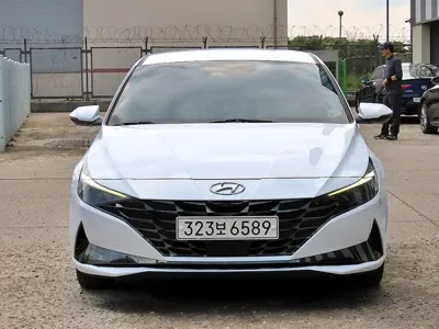Hyundai Avante · 2022 год
