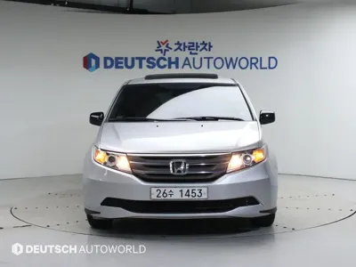 Honda Odyssey · 2012 год