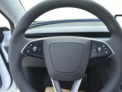 Tesla Model 3 2026, 500 км, за 215000 CNY - фото 5