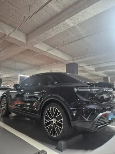 Porsche Macan · 2026 год