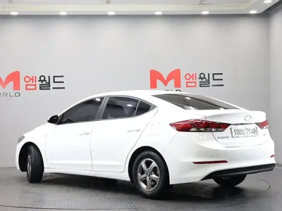 Hyundai Avante 2017, 86564 км, за 8990000 KRW