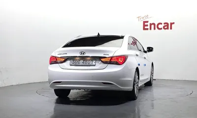 Hyundai Sonata 2013, 113952 км, за 6300000 KRW
