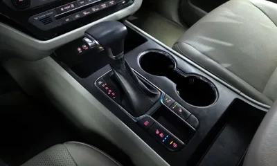 Kia Canival 2019, 51497 км, за 14500000 KRW - фото 9