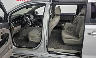 Kia Canival 2016, 75771 км, за 11800000 KRW - фото 12