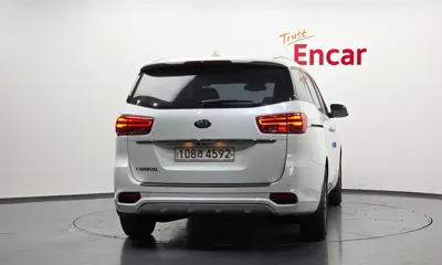 Kia Canival 2019, 254332 км, за 6500000 KRW