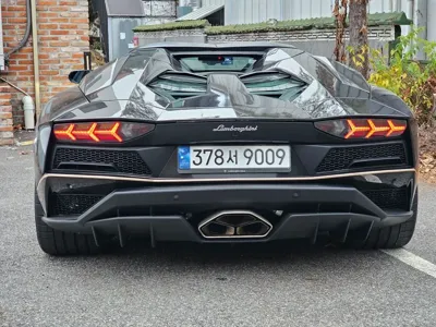Lamborghini Aventador 2020, 9200 км, за 530000000 KRW