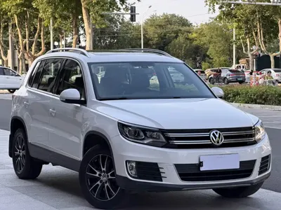 Volkswagen Tiguan 2016, 50000 км, за 48800 CNY