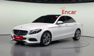 Mercedes-Benz C-Class · 2018 год