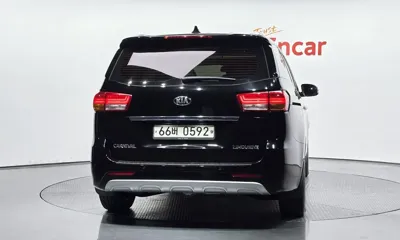 Kia Canival 2017, 170277 км, за 12500000 KRW