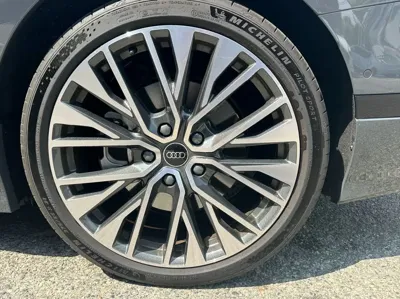 Audi A6 e-tron 2025, 6300 км, за 77000000 KRW - фото 5