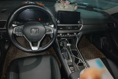 Honda Accord 2018, 50400 км, за 103582.33 CNY - фото 6