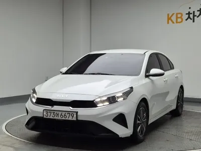 Kia K3 · 2022 год