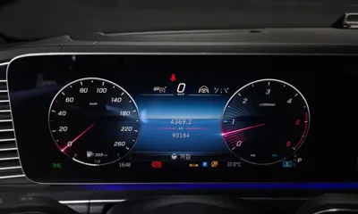 Mercedes-Benz GLE-Class 2023, 90184 км, за 84900000 KRW - фото 8